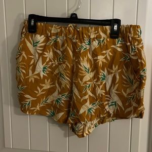 So Sz M SHORT